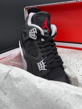 Nike Air Jordan 4 - Bred