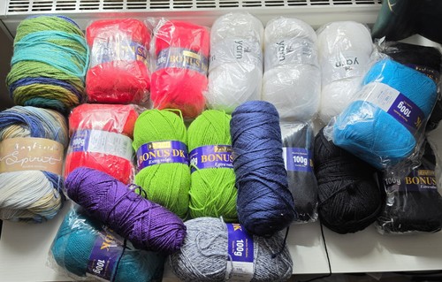 Huge ball yarn bundle - yarn,