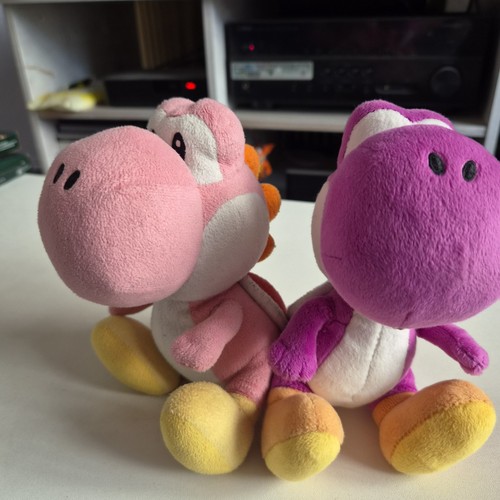 Super mario yoshi pink and - yoshi's,