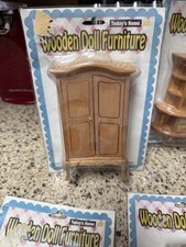 6 Pieces Wooden Doll House