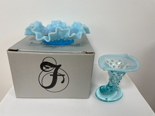 Fenton blue opalescent hobnail - fenton,