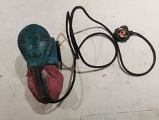 Makita Palm Sander B04553 - 240V With Dust Bag