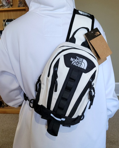 Bnwt north face sling - sling, bag