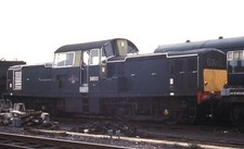 Colour slide of D8512 BR class 17 Clayton diesel loco