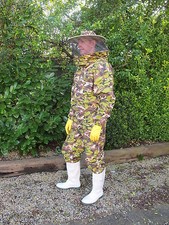 PREMIUM QUALITY Beekeeping