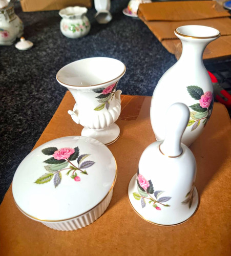 Wedgwood hathaway rose bone - rose,