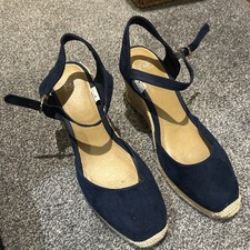 F&F Size 8 Navy Blue Heeled