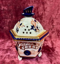 A Mason’s Japan Fence