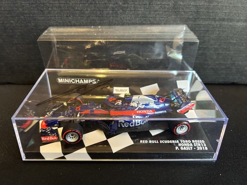 Signed minichamps scuderia - minichamps,