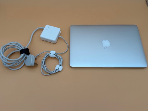 Apple macbook pro inch - macbook,