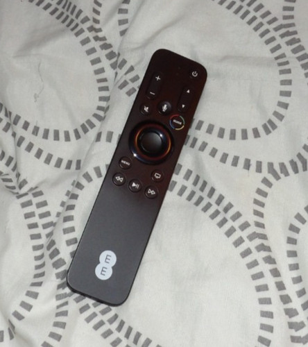 Apple remote - ee,