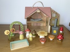 Tender Leaf - Rosewood Cottage