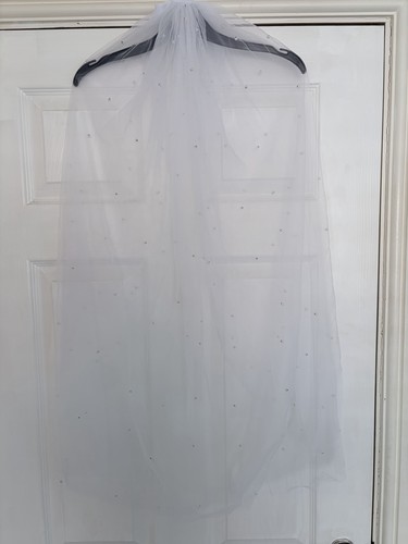 Shein lace veil with - with, pearl