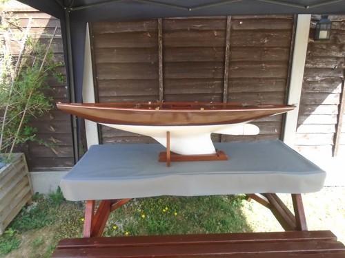 Pond yacht vintage - yacht,