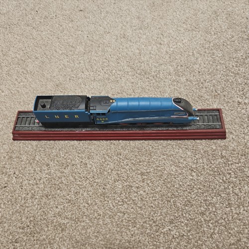Atlas models mallard class - mallard, a4