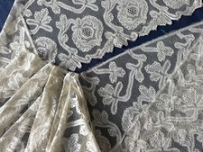 Antique Lace Border