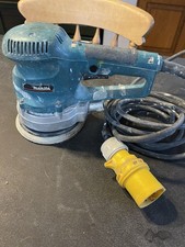 Makita 110v 150mm Orbital Sander B06030