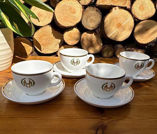 Wedgwood metallised bone china - metallised,