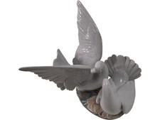 Lladro Figurine 6291 Dove