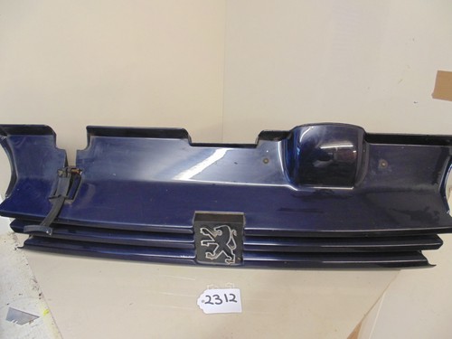 Peugeot 405 front - front, dark