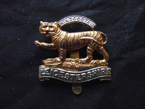 British army cap badge royal - british,