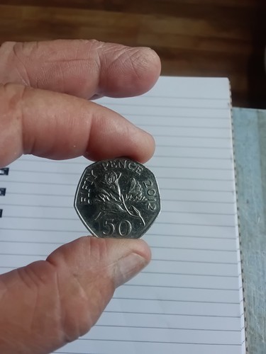 2012 guernsey freesia - 50p, coin
