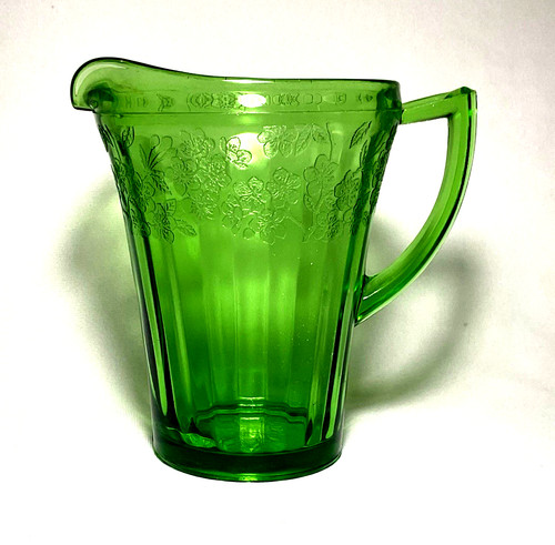 Jeannette early green glass - jeannette,