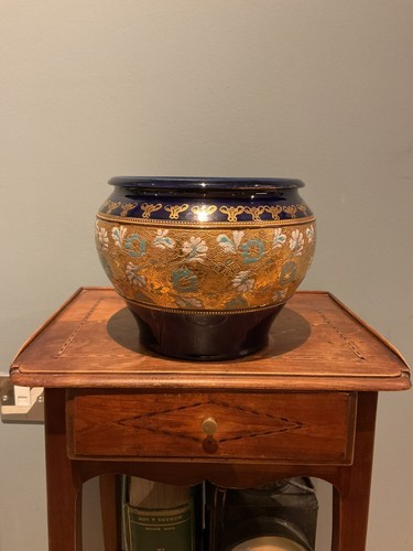 Antique royal doulton - antique,