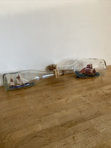 Vintage wooden ships in - 2x,