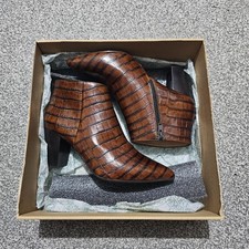 UNISA KISU CRO HABANA Women's