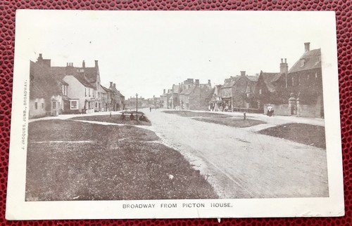 Broadway from picton - broadway,
