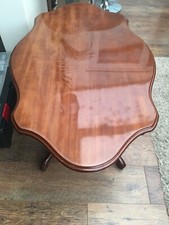 italian style coffee table