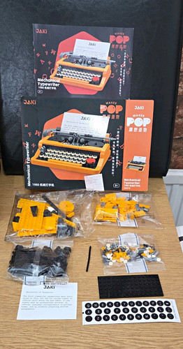 Jaki mechanical typewriter - jaki,