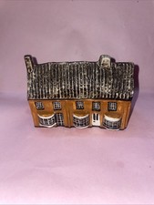 Vintage Ivy Cottage Tey