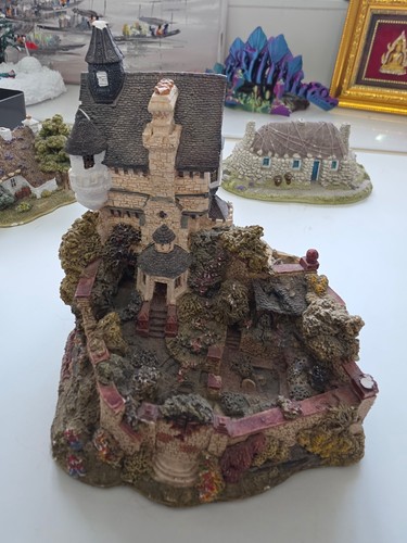 Lilliput lane secret garden - lilliput,