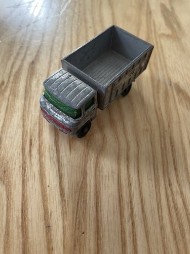 Matchbox mercedes - matchbox,