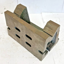 USED LARGE VEE ANGLE PLATE 6"