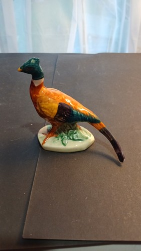 Beswick straight tailed - straight,