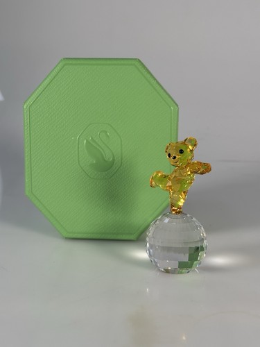 Swarovski kris bear ready to - -,