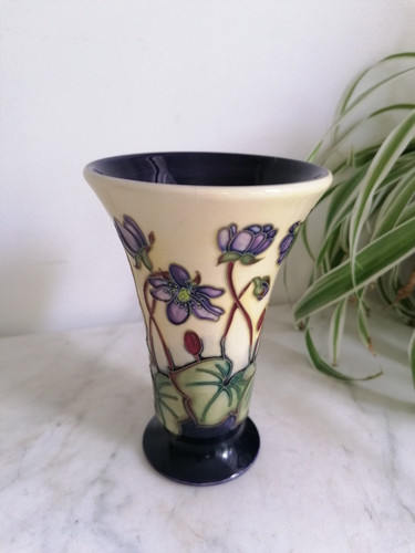 Rare moorcroft hepatica vase - rare,