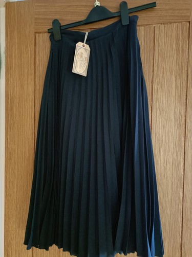 Fat face perrie navy pleated - fat,