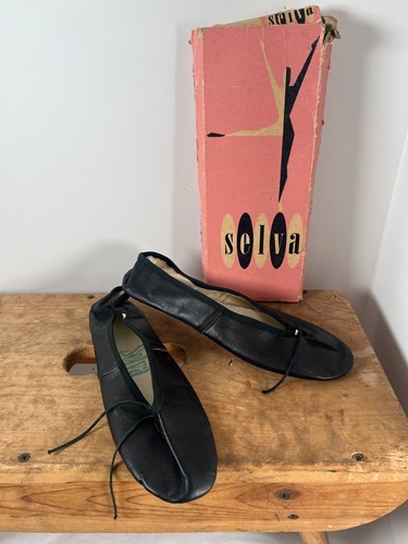 Vintage 60s 70s - selva, black