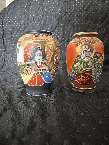 Pair japanese vases 1 2 - vases, 1/2