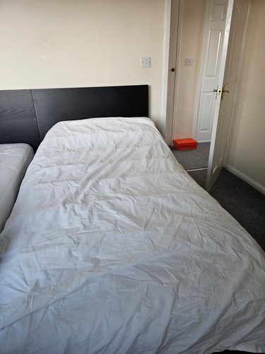 Ikea malm bed - ikea,