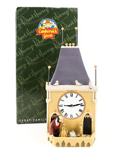 ROBERT HARROP 'TRUMPTON TOWN HALL & MUSIC BOX' CAMBERWICK GREEN FIGURE CGMB4