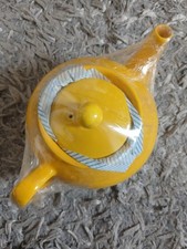 Vintage Bright Sunny Yellow