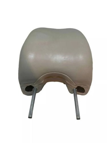Volvo xc90 head rest - rest, 2.40