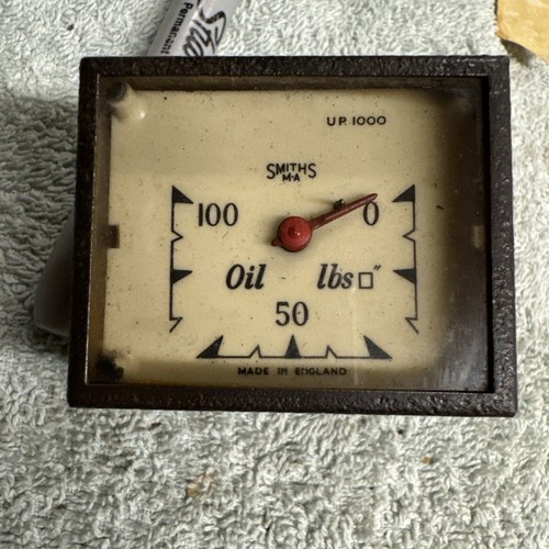 Smiths 100 psi oil pressure - 100,