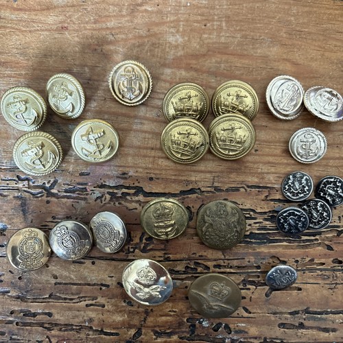 Military buttons mixed some - mixed,