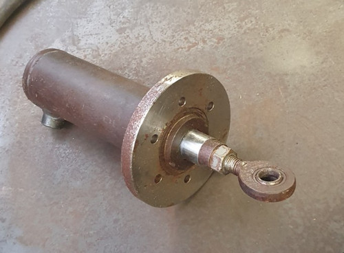 Hydraulic ram - hydraulic,